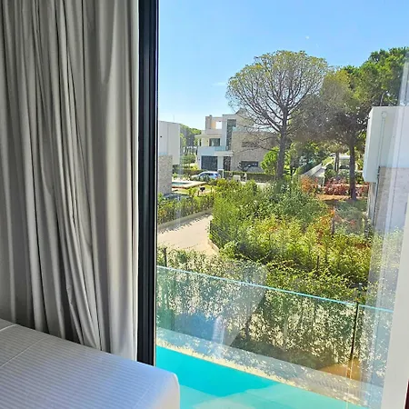 Luxury With Private Pool Durrës