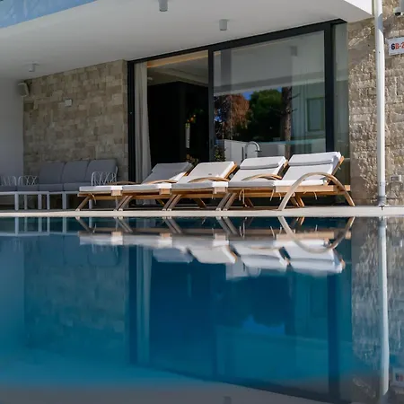 Luxury With Private Pool Villa